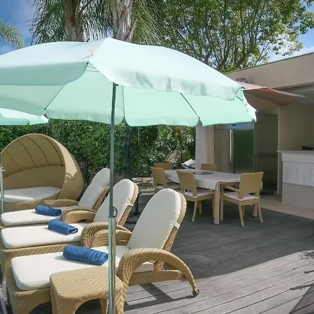 Stunning Private With Pool In Antibes